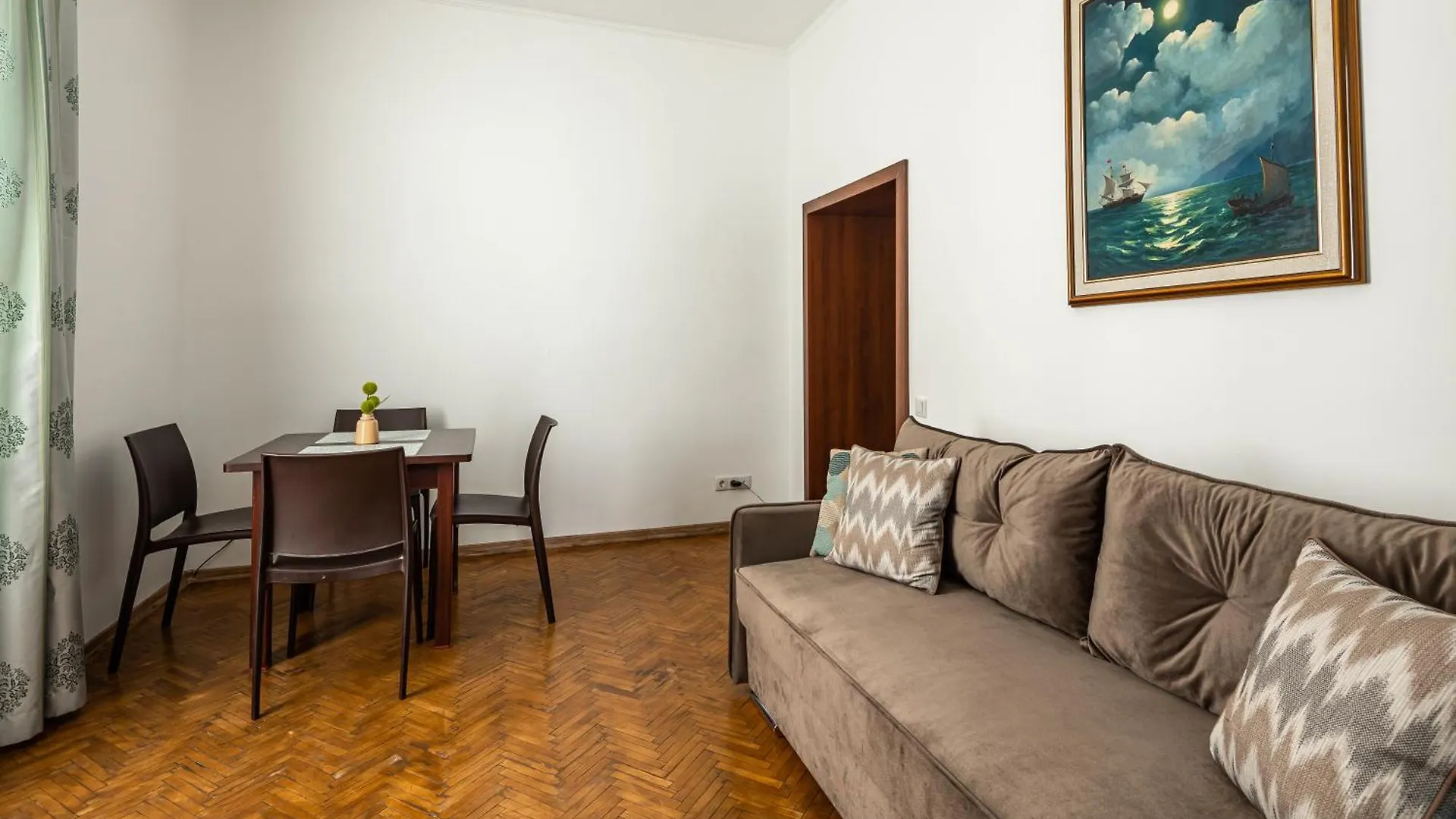 Next To Opera Apartment Lviv